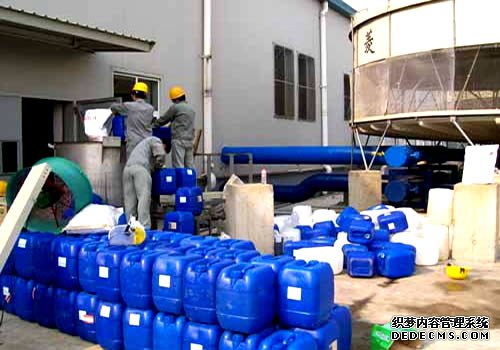 用化学清洗药剂进行化学清洗